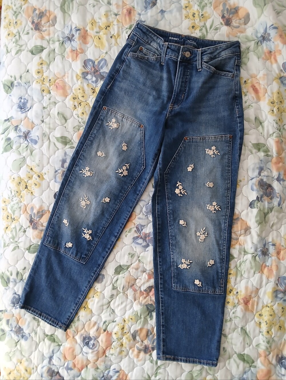 Old Navy Womens High Waisted OG Loose Jeans Embroidered Flowers Size 4